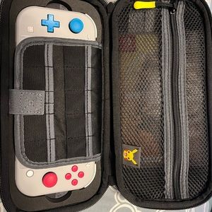 It’s a Nintendo Switch Light Pokèmon Edition with a 64 GB Micro SD card